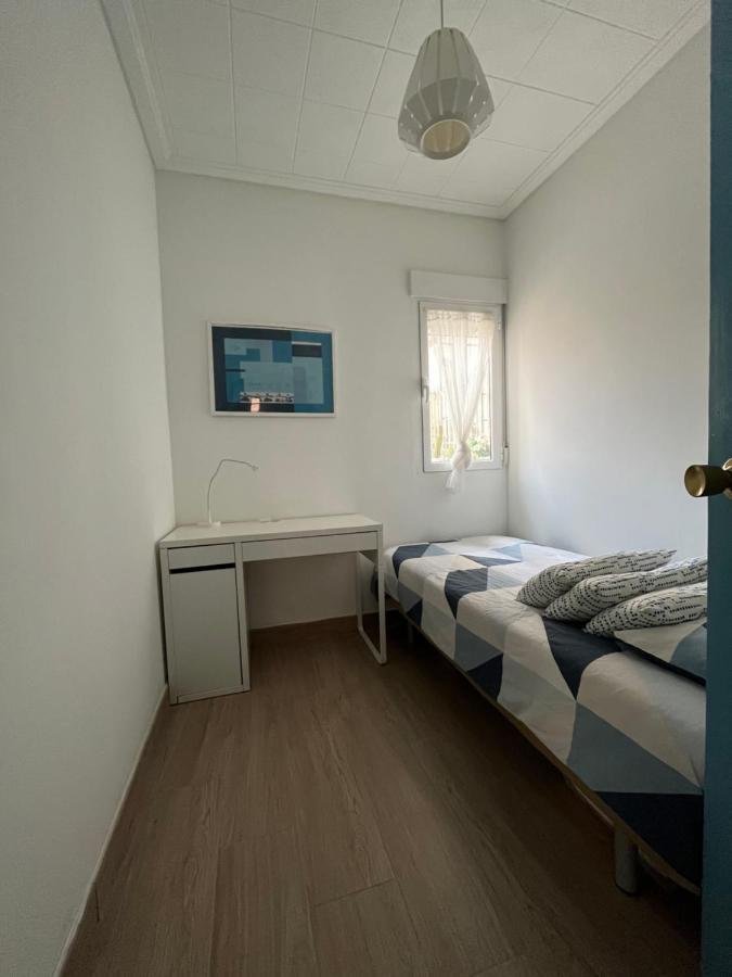 Modernized 3-Bedroom Flat 500M To The Beach فالنسيا المظهر الخارجي الصورة